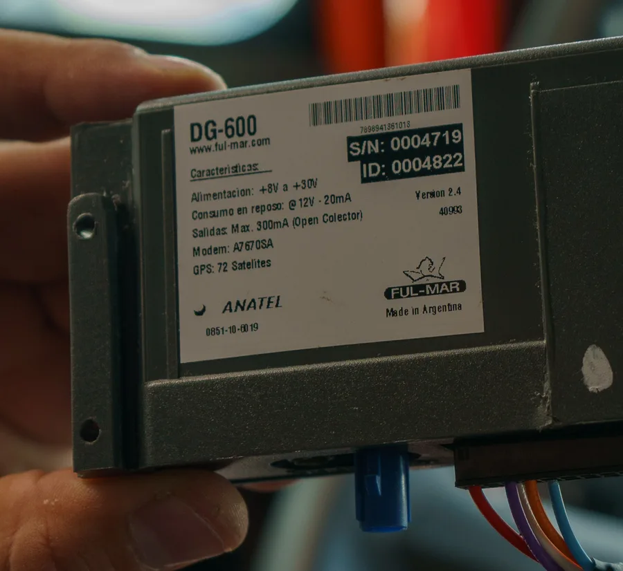Etiqueta del Localizador DG-600 con sus características